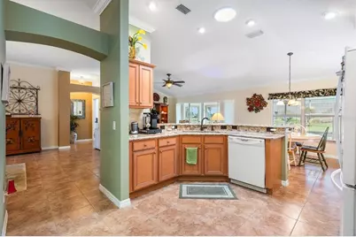 2757 Day Lily Run, The Villages, FL 32162 - Photo 20