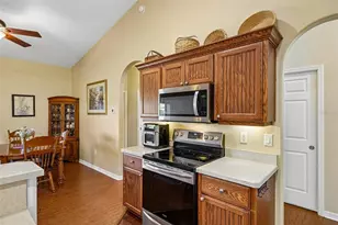 81 Fairway Cir, Umatilla, FL 32784 - Photo 14