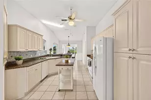 1719 Carrera Dr, The Villages, FL 32159 - Photo 8