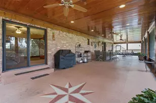 38700 Lakeview Dr, Lady Lake, FL 32159 - Photo 52