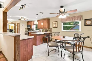 38700 Lakeview Dr, Lady Lake, FL 32159 - Photo 32