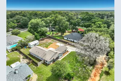 25121 Algonquin Avenue, Sorrento, FL 32776 - Photo 2