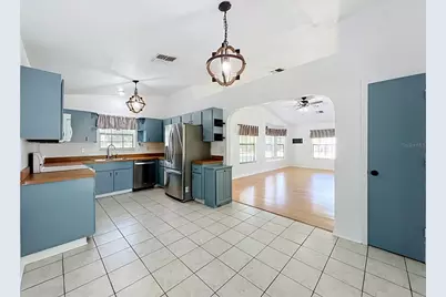 25121 Algonquin Avenue, Sorrento, FL 32776 - Photo 16