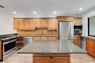 608 S Main Ave, Minneola, FL 34715 - Photo 14