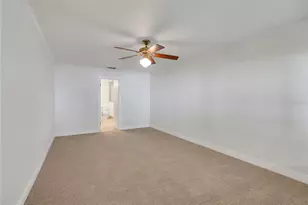 608 S Main Ave, Minneola, FL 34715 - Photo 32