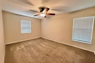 36022 Michigan Dr, Eustis, FL 32736 - Photo 8