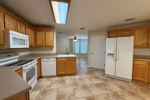 36022 Michigan Dr, Eustis, FL 32736 - Photo 2