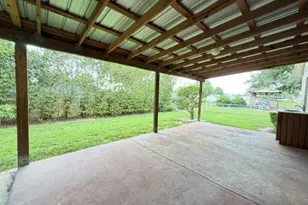 36022 Michigan Dr, Eustis, FL 32736 - Photo 14