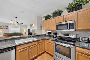 2673 Suffolk St, The Villages, FL 32162 - Photo 8