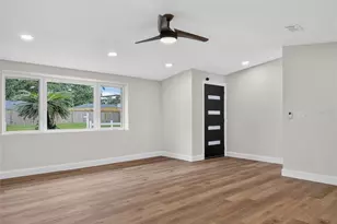 3629 S Crystal Lake Dr, Orlando, FL 32806 - Photo 6