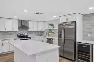 3629 S Crystal Lake Dr, Orlando, FL 32806 - Photo 10