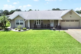 305 W Delaware St, Tavares, FL 32778 - Photo 2