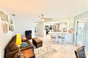 305 W Delaware St, Tavares, FL 32778 - Photo 10