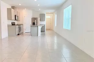 2646 Angel Fls Dr, Davenport, FL 33837 - Photo 10