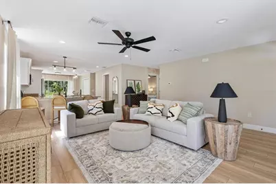 515 E Anderson Avenue, Bushnell, FL 33513 - Photo 2