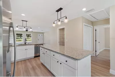 533 E Anderson Avenue, Bushnell, FL 33513 - Photo 10
