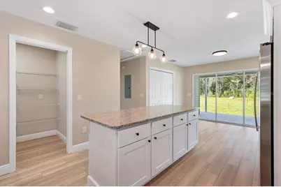 533 E Anderson Avenue, Bushnell, FL 33513 - Photo 12