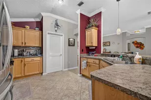 17246 SE 85th Willowick Cir, The Villages, FL 32162 - Photo 18