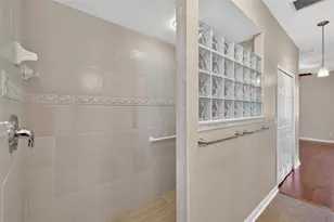 5809 Bounty Cir, Tavares, FL 32778 - Photo 20