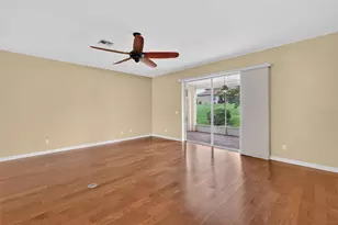 5809 Bounty Cir, Tavares, FL 32778 - Photo 10