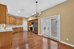 5809 Bounty Cir, Tavares, FL 32778 - Photo 12