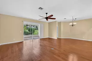 5809 Bounty Cir, Tavares, FL 32778 - Photo 8