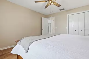 1611 Alhambra Way, The Villages, FL 32162 - Photo 20