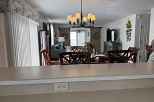 7618 SE 171st Sun Valley Pl, The Villages, FL 32162 - Photo 10