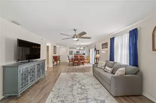 7618 SE 171st Sun Valley Pl, The Villages, FL 32162 - Photo 16