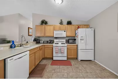 8242 SE 169th Palownia Loop, The Villages, FL 32162 - Photo 16