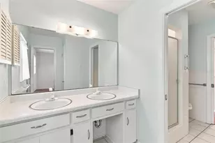 1631 Canal Ct, Tavares, FL 32778 - Photo 18