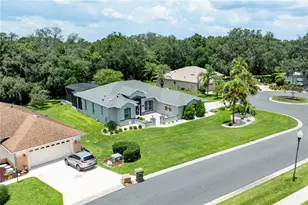 5121 Aurora Dr, Leesburg, FL 34748 - Photo 2
