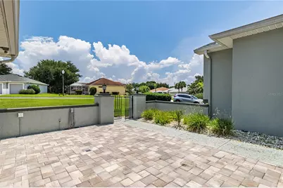 5121 Aurora Drive, Leesburg, FL 34748 - Photo 12