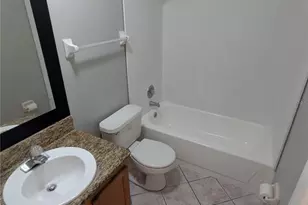 910 S Center St, Eustis, FL 32726 - Photo 22