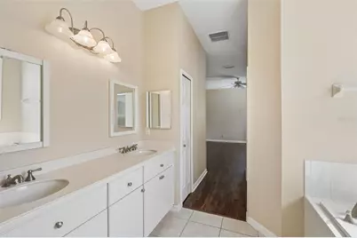 5325 Fantasy Way, Leesburg, FL 34748 - Photo 10
