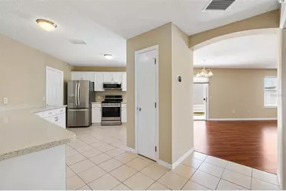 16869 SE 80th Bathurst Court, The Villages, FL 32162 - Photo 4