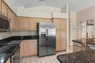 823 San Salvador Dr, The Villages, FL 32159 - Photo 16