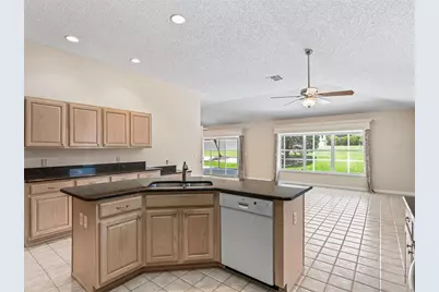 823 San Salvador Drive, The Villages, FL 32159 - Photo 14