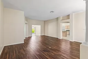 823 San Salvador Dr, The Villages, FL 32159 - Photo 4