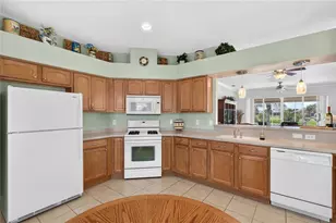 2416 Bar Harbor, Mount Dora, FL 32757 - Photo 14