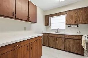 151 N Hill Ave, Deland, FL 32724 - Photo 10