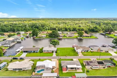 13225 Country Club Drive, Tavares, FL 32778 - Photo 4