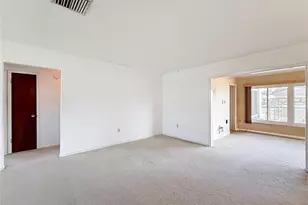 13225 Country Club Dr, Tavares, FL 32778 - Photo 12