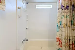 1660 Elkhart Cir, Tavares, FL 32778 - Photo 26