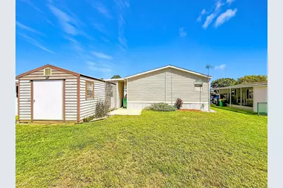 1660 Elkhart Circle, Tavares, FL 32778 - Photo 34