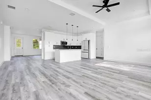 551 Dowling Cir, Lady Lake, FL 32159 - Photo 12