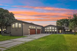 1616 Loves Point Dr, Leesburg, FL 34748 - Photo 1