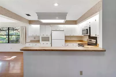 18426 Villa City Road, Groveland, FL 34736 - Photo 12