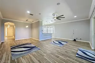157 Crepe Myrtle Dr, Groveland, FL 34736 - Photo 8