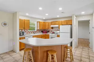 970 Kenova Ave, The Villages, FL 32162 - Photo 8